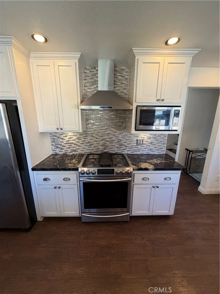 35994 Leah Lane, Yucaipa, California 92399 home-pic-3