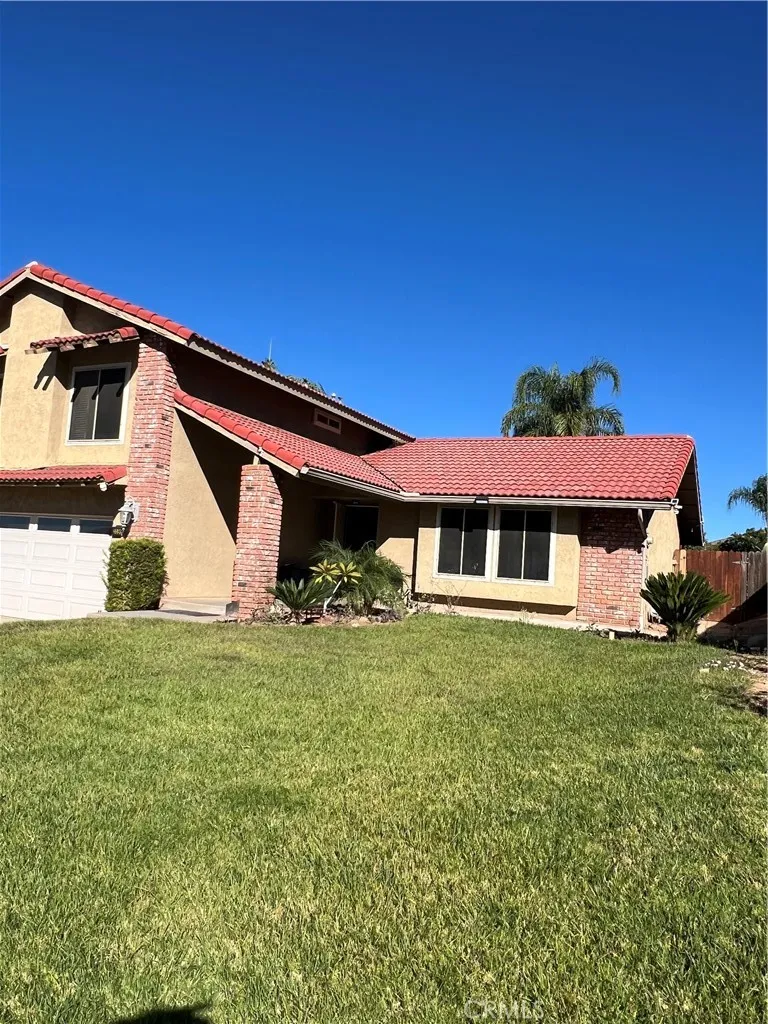 35994 Leah Lane, Yucaipa, California 92399 home-pic-1