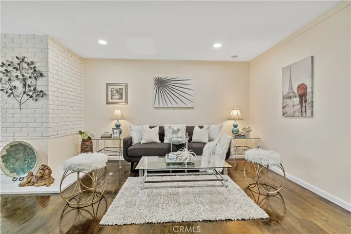 2118 W Crestwood Lane, Anaheim, California 92804