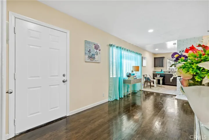 2118 W Crestwood Lane, Anaheim, California 92804