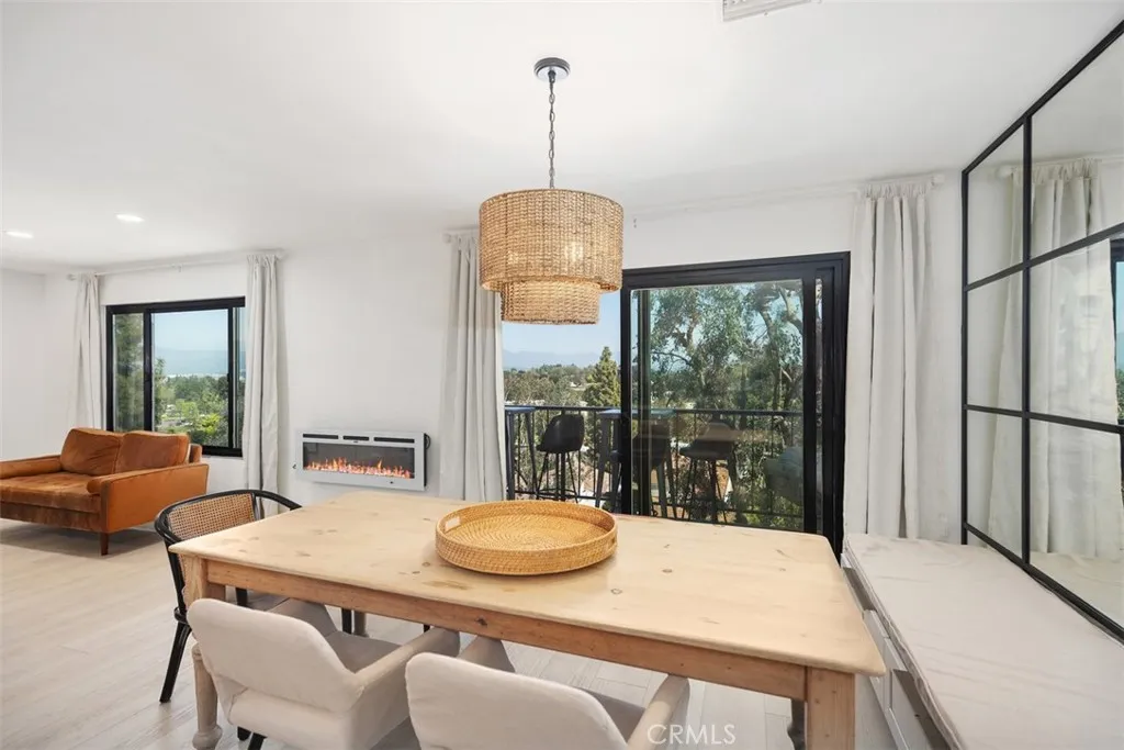 Dining room sliding glass door to balcony