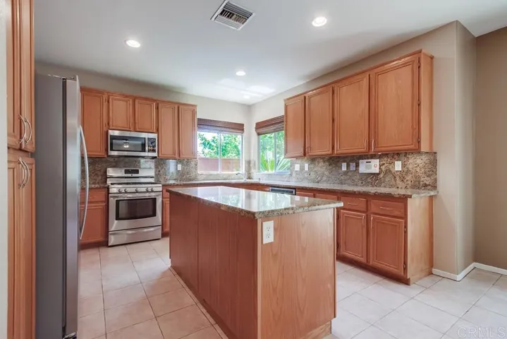 777 Aldea, Oceanside, California 92057