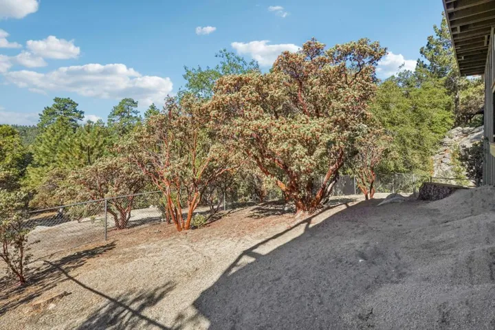 41-web-or-mls-Northridge Dr-L2808-035