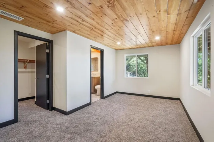 29-web-or-mls-Northridge Dr-L2808-021