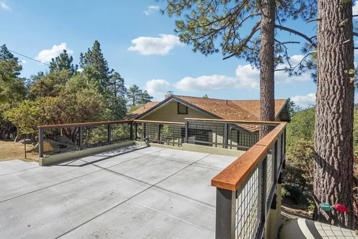 2-web-or-mls-Northridge Dr-L2808-002