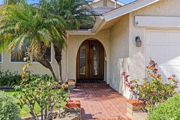 6521 Marilyn Drive, Huntington Beach, California 92647