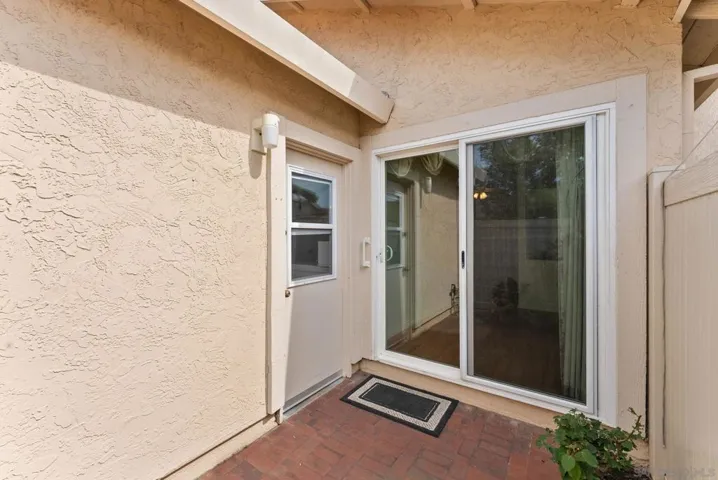 10357 Bart Way, Santee, California 92071