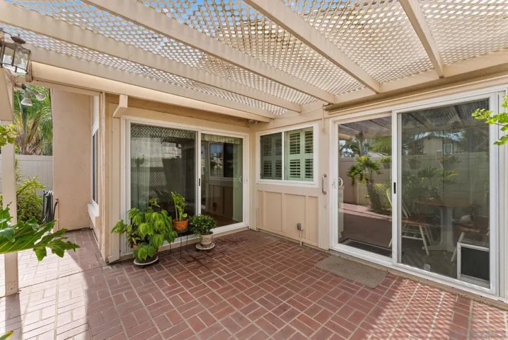 10357 Bart Way, Santee, California 92071