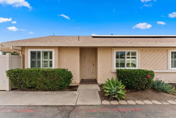 10357 Bart Way, Santee, California 92071