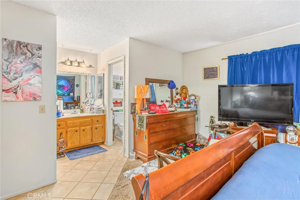 2307 El Toro Circle, Hemet, California 92545 home-pic-15