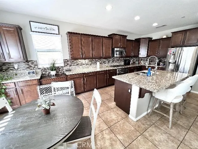 28891 Brookhill Court, Menifee, California 92584 home-pic-2