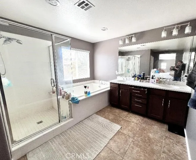 28891 Brookhill Court, Menifee, California 92584 home-pic-17