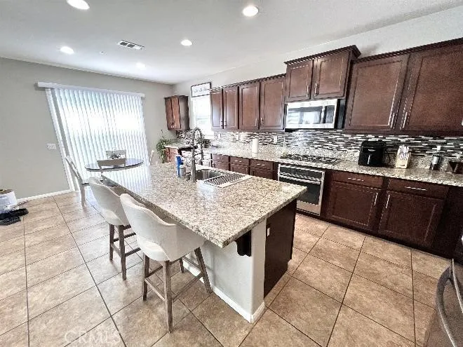 28891 Brookhill Court, Menifee, California 92584 home-pic-7
