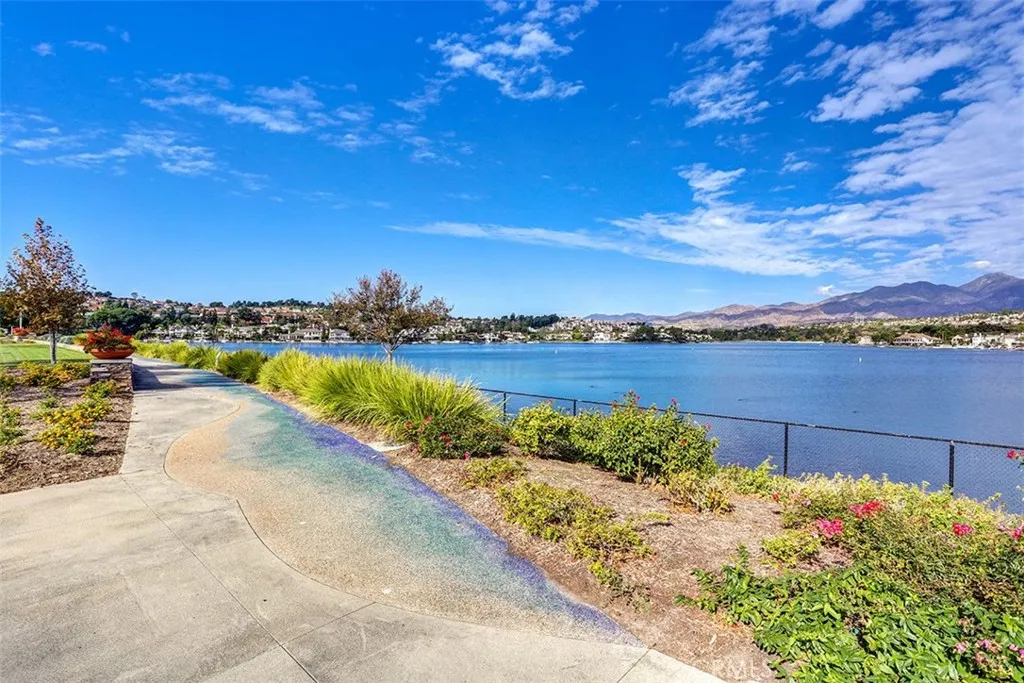 24762 Acropolis Drive, Mission Viejo, California 92691 home-pic-56
