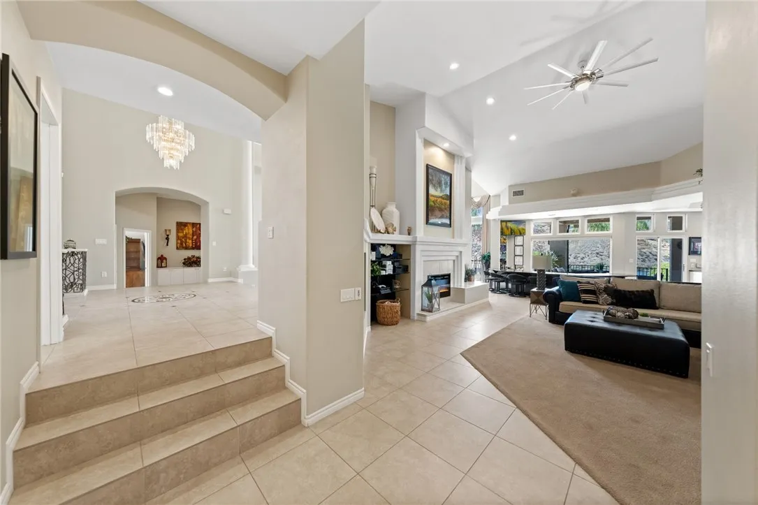 22001 Loch Lomond Drive, Canyon Lake, California 92587 home-pic-13