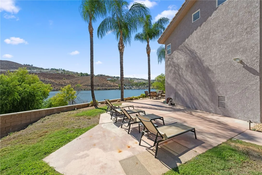 22001 Loch Lomond Drive, Canyon Lake, California 92587 home-pic-56