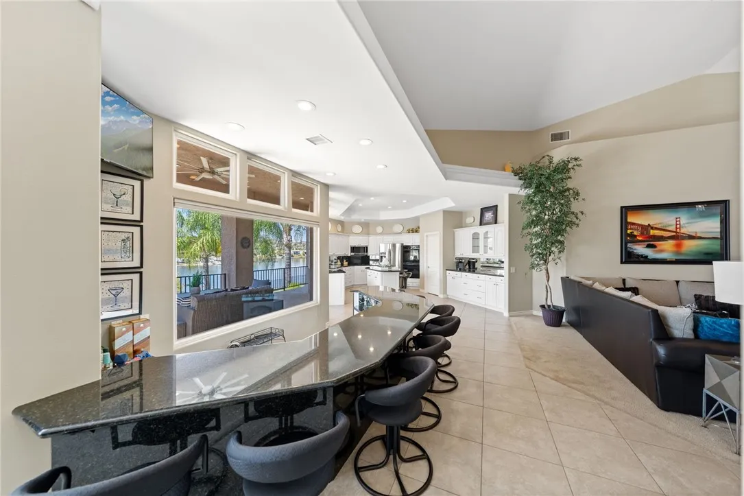 22001 Loch Lomond Drive, Canyon Lake, California 92587 home-pic-16
