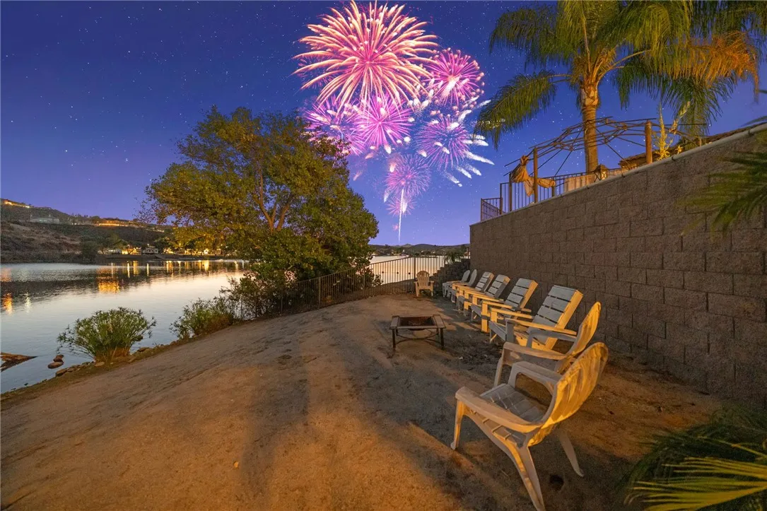 22001 Loch Lomond Drive, Canyon Lake, California 92587 home-pic-5