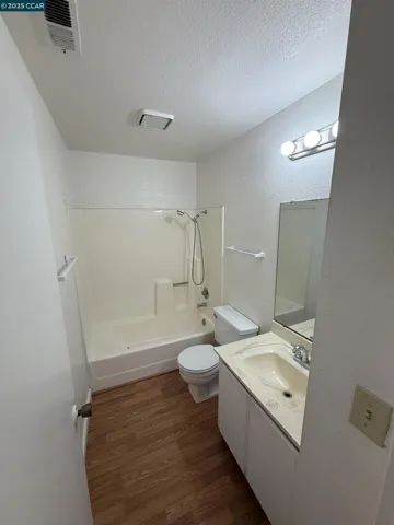 536 Harvey Way, Bay Point, California 94565