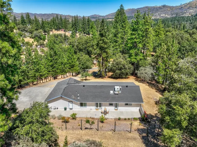 5869 Meadow Lane, Mariposa, California 95338