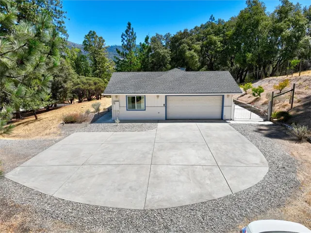 5869 Meadow Lane, Mariposa, California 95338