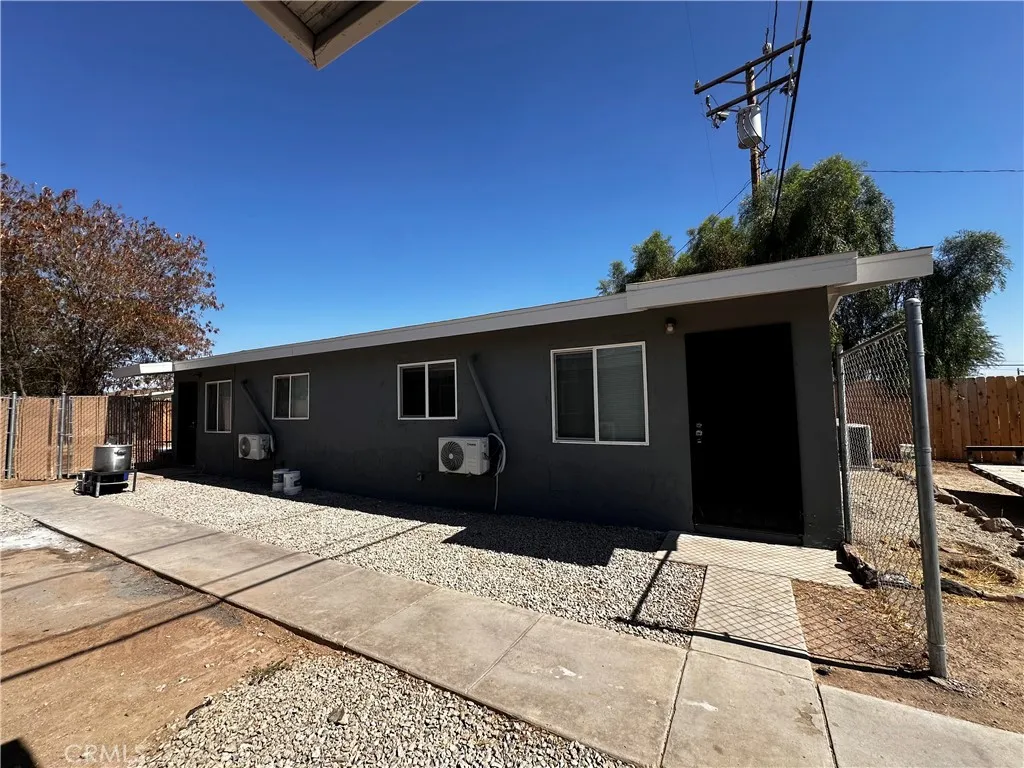 184 N Acacia Street, Blythe, California 92225, 1 Bedroom Bedrooms, ,1 BathroomBathrooms,Residential Lease,For Rent,Acacia,SW25191329