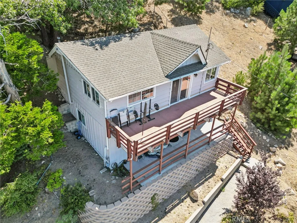 1947 Willow Drive, Running Springs, California 92382 home-pic-13