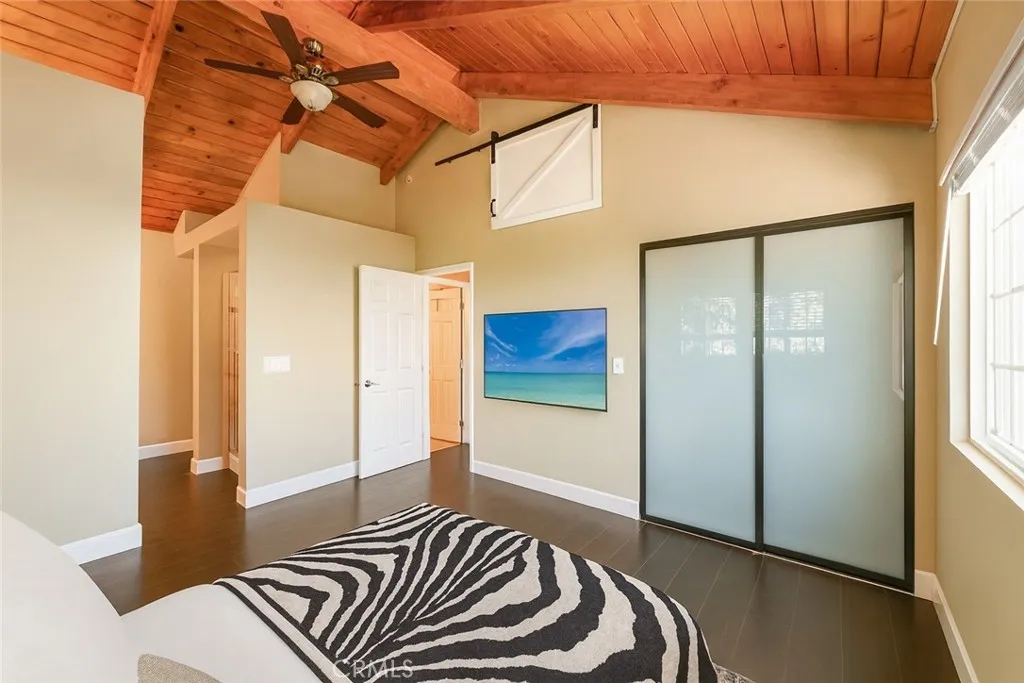 1947 Willow Drive, Running Springs, California 92382 home-pic-8