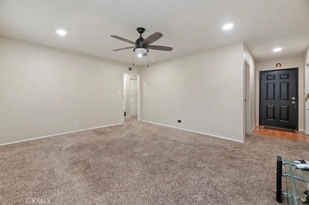 5599 Montgomery Street, Riverside, California 92503 home-pic-8