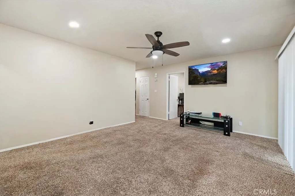 5599 Montgomery Street, Riverside, California 92503 home-pic-7