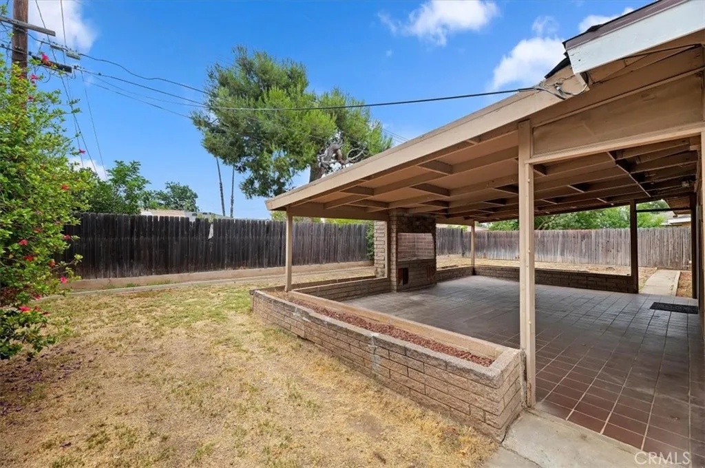 5599 Montgomery Street, Riverside, California 92503 home-pic-23