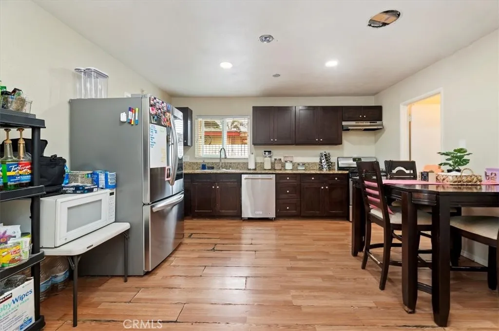 5599 Montgomery Street, Riverside, California 92503 home-pic-9