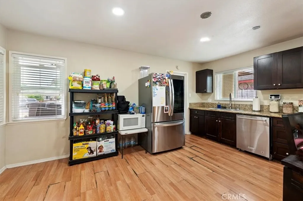 5599 Montgomery Street, Riverside, California 92503 home-pic-11