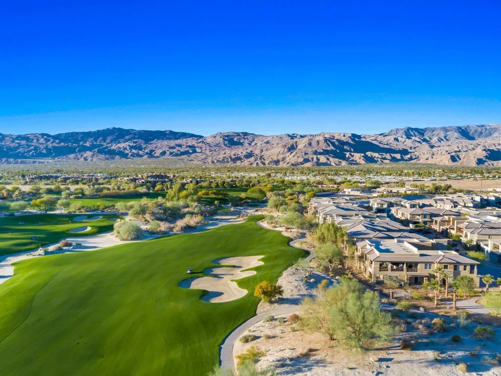 803 Retreat Circle, Palm Desert, California 92260 home-pic-48