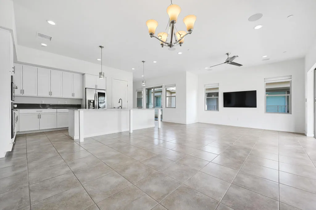 803 Retreat Circle, Palm Desert, California 92260 home-pic-3