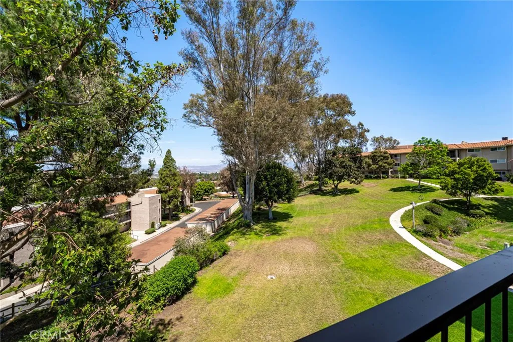 5370 Punta Alta 2a, Laguna Woods, California 92637 home-pic-25