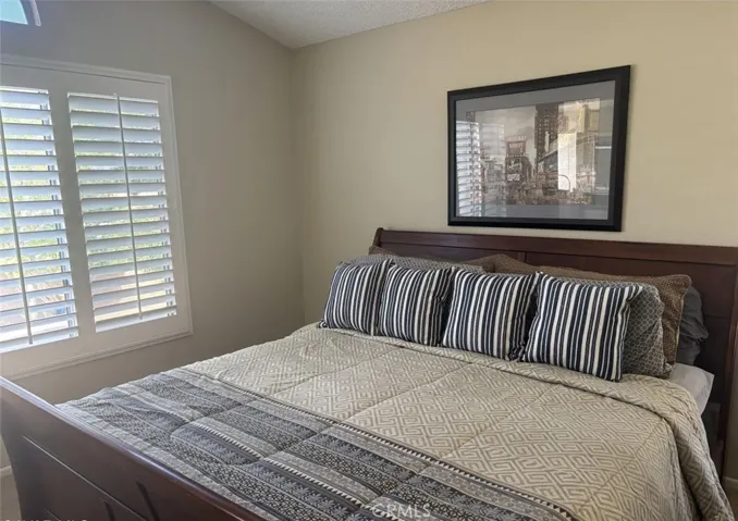 40237 Vicker Way, Palmdale, California 93551