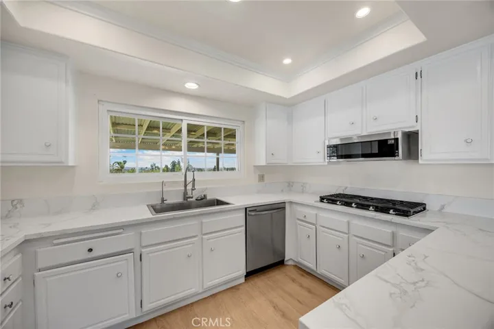 17832 Longview Dr, Yorba Linda, California 92886