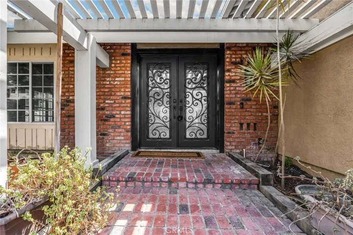 17832 Longview Dr, Yorba Linda, California 92886