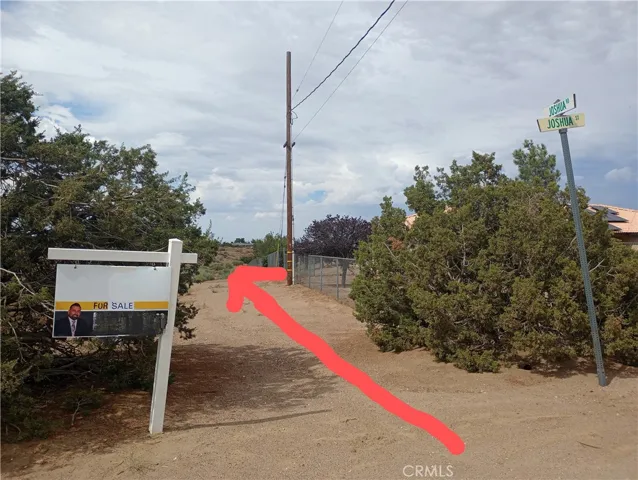 Public roadway to property entrance.