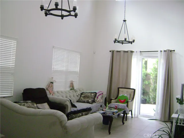 117 Strawberry, Irvine, California 92620
