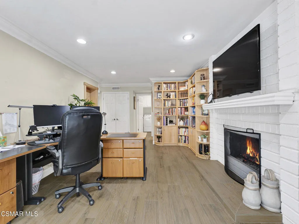 5426 Cedarhaven Drive, Agoura Hills, California 91301 home-pic-11