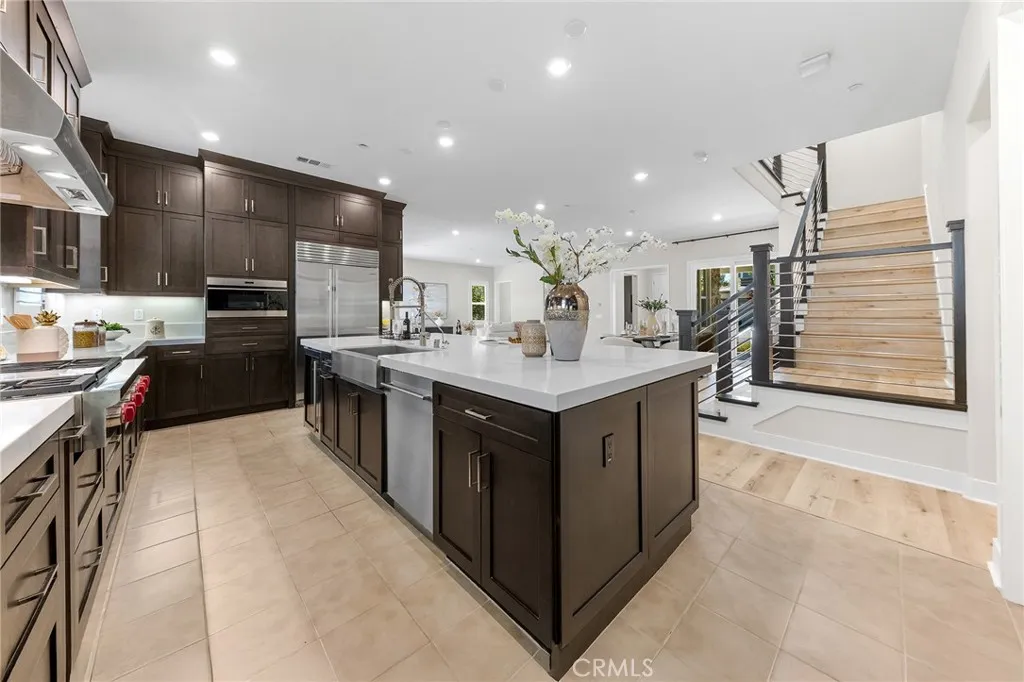 76 Bolide, Irvine, California 92618 home-pic-17