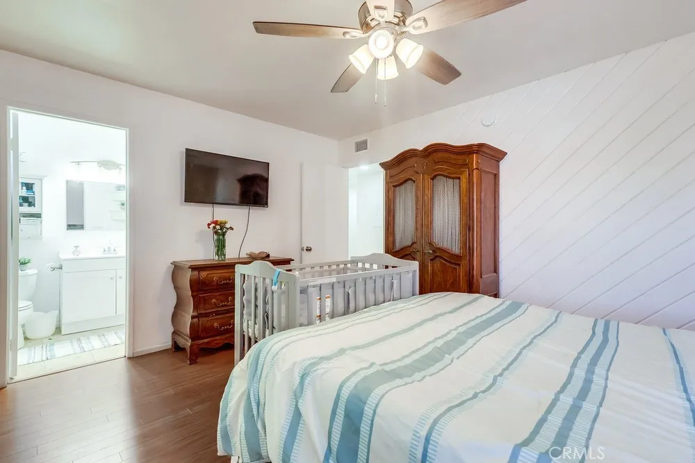 10435 Newhome Avenue 7, Sunland, California 91040 home-pic-27