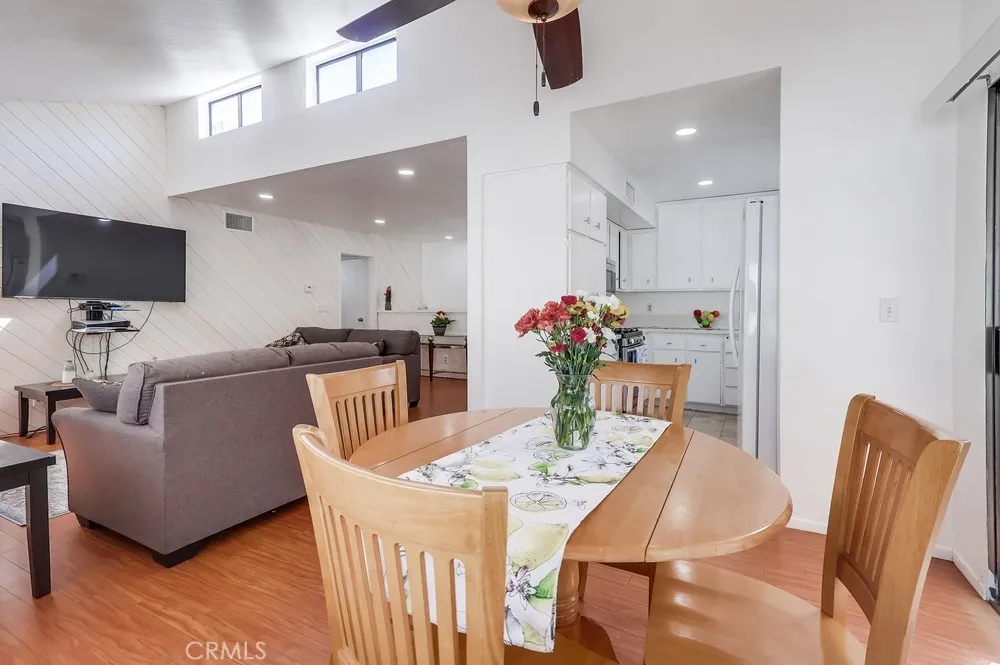 10435 Newhome Avenue 7, Sunland, California 91040 home-pic-12