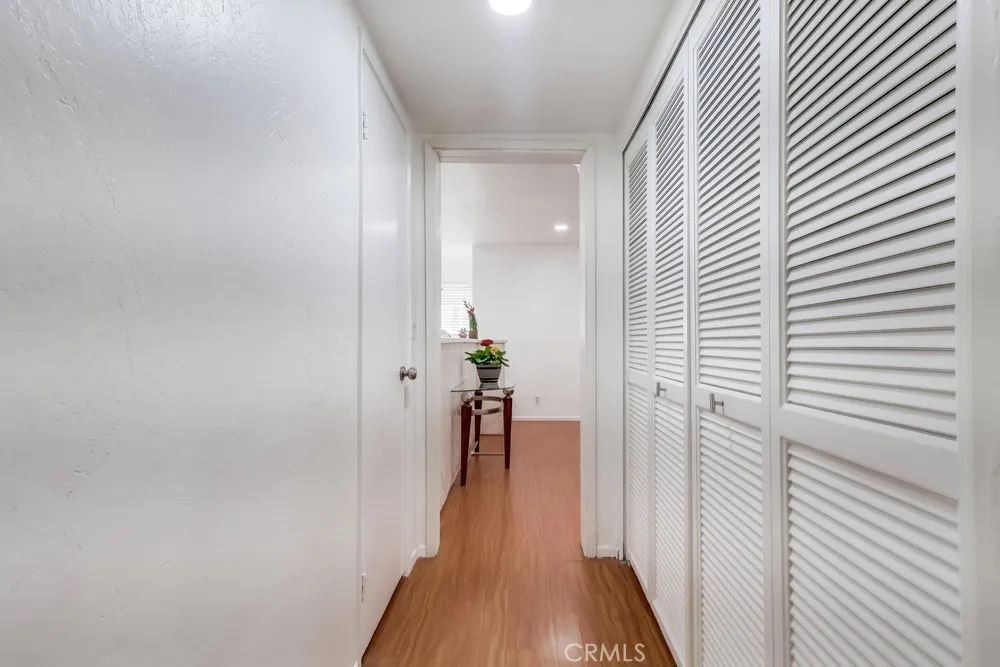 10435 Newhome Avenue 7, Sunland, California 91040 home-pic-28
