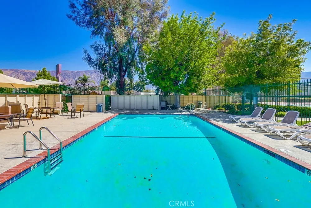 10435 Newhome Avenue 7, Sunland, California 91040 home-pic-52