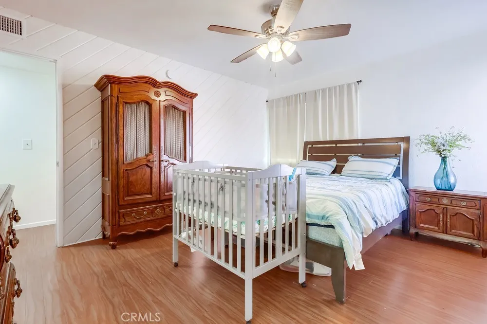 10435 Newhome Avenue 7, Sunland, California 91040 home-pic-24