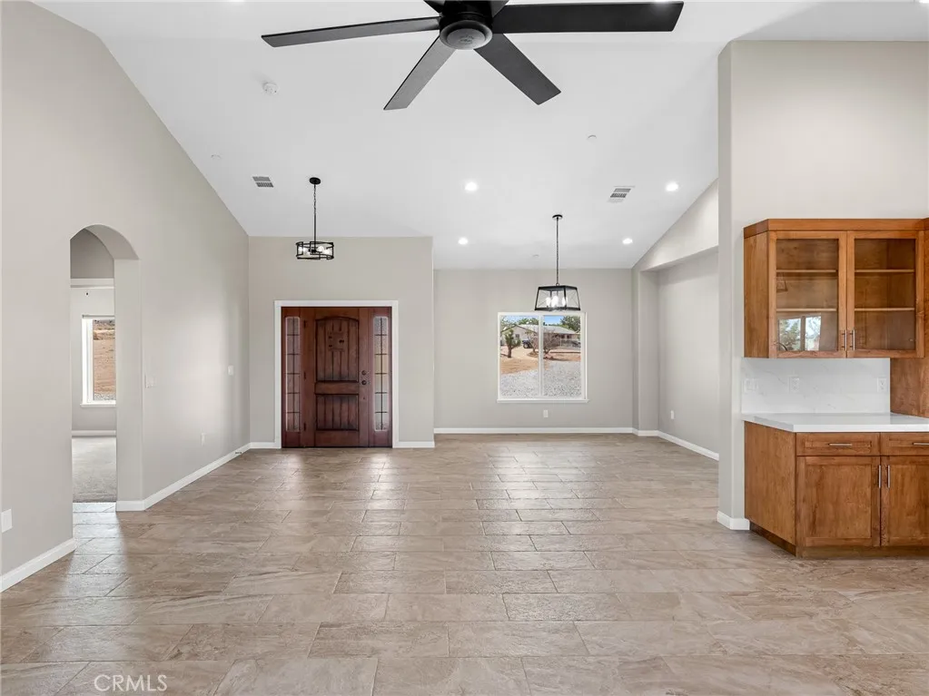 5021 Chelsea Street, Phelan, California 92371 home-pic-16