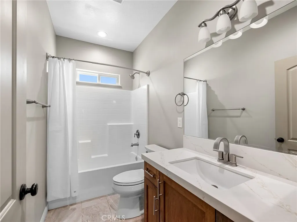 5021 Chelsea Street, Phelan, California 92371 home-pic-26